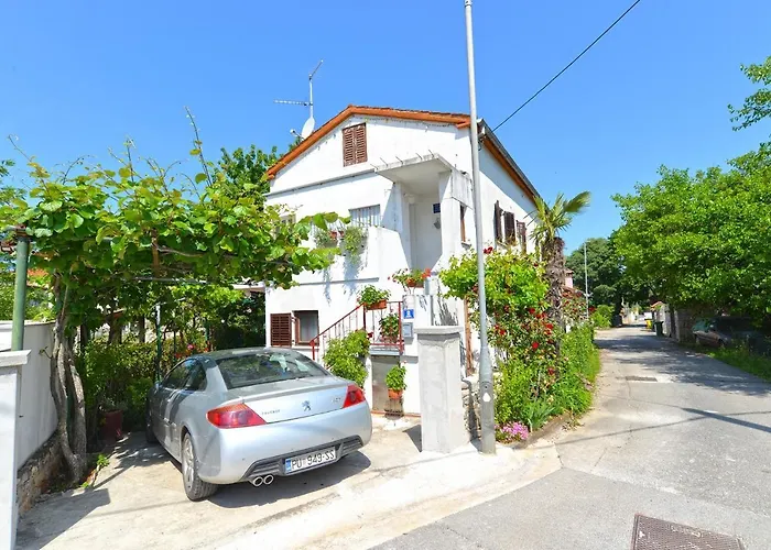 Διαμέρισμα With Parking Space Kukci, - 20797