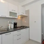 아파트 With Parking Space Kukci, - 20797
